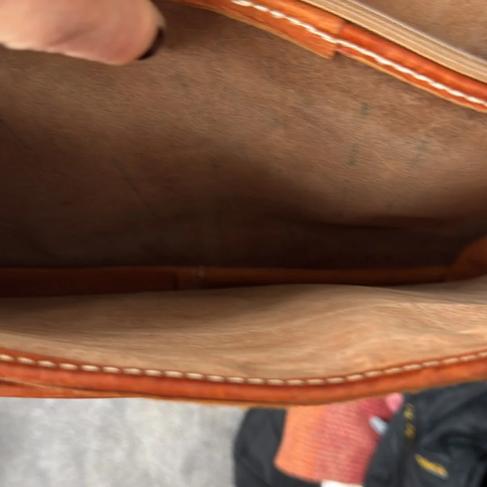 Heavy Leather Brief Case Media Bag EUC